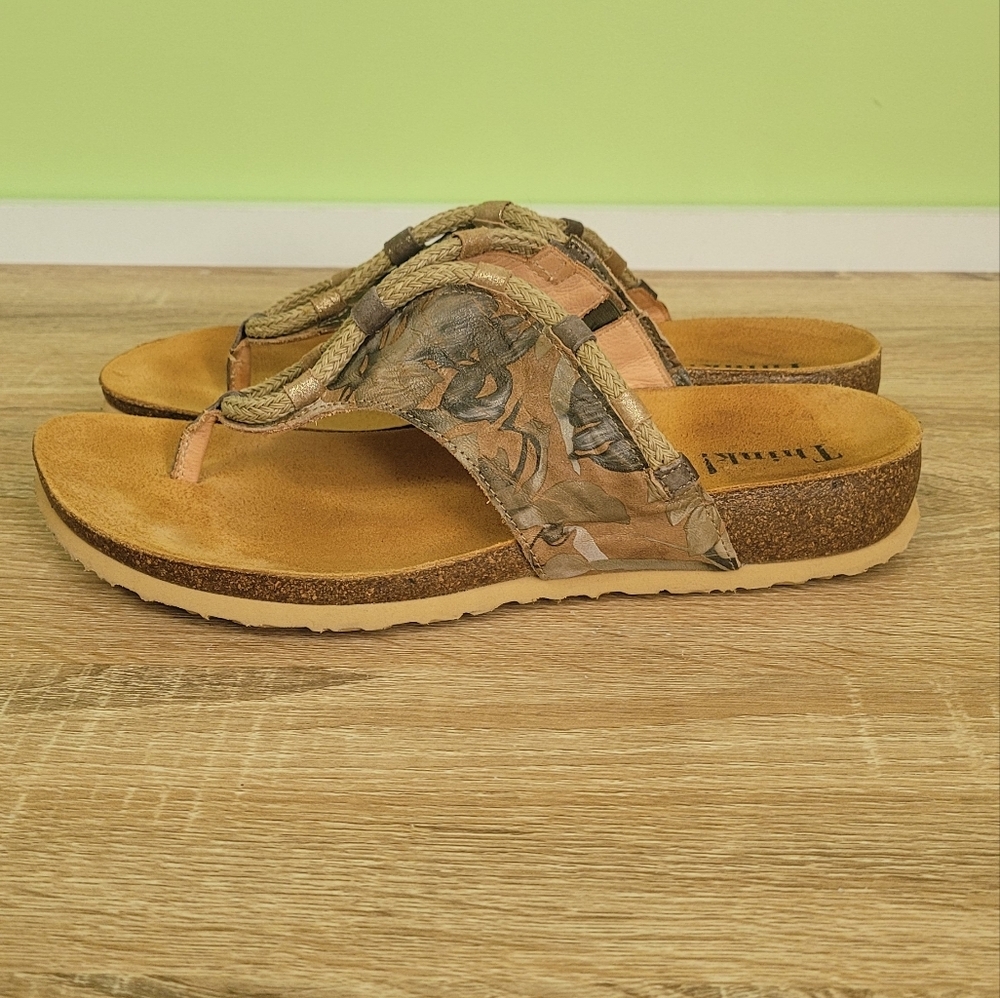 Think! Women's Floral Sandals Size 11/42 Boho Cork Sole Coastal Grandma